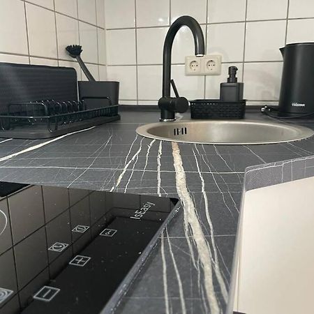 Modernes Apartment In Chemnitz Esterno foto